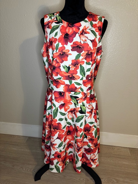 Calvin Klein Dresses & Skirts - Calvin Klein White and Red Floral Midi Dress Size 12
